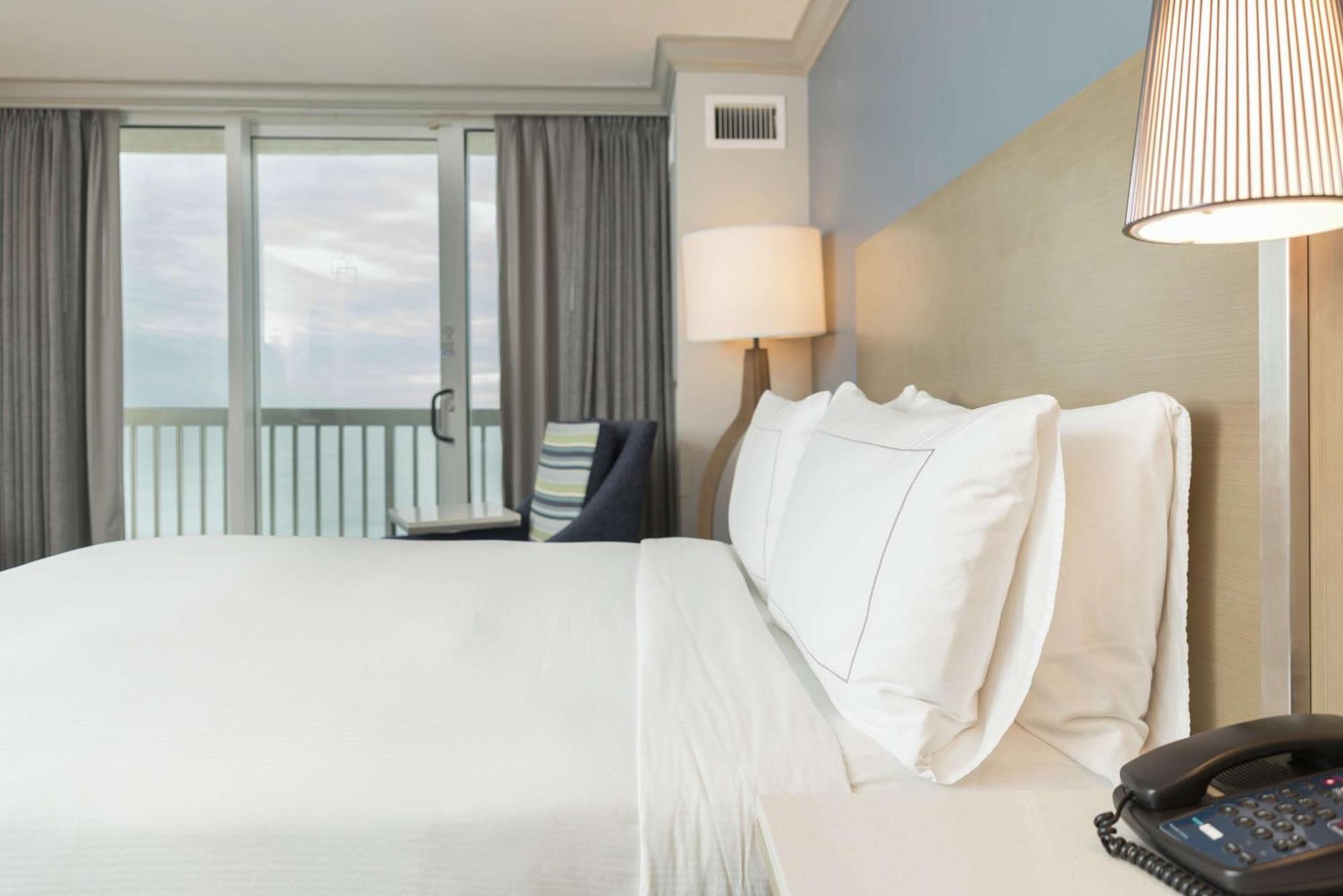 Hilton Melbourne Beach Oceanfront Exterior foto
